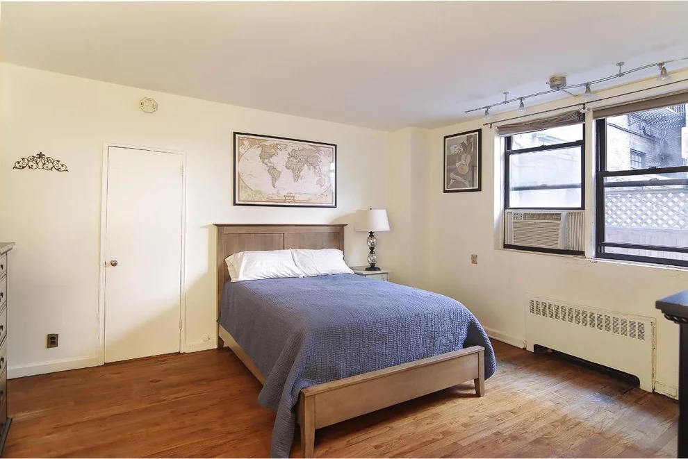 Unit for sale at 82 IRVING Place, Manhattan, NY 10003