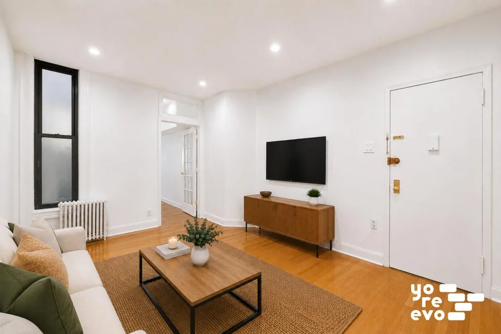 Unit for sale at 208 E 90th Street, Manhattan, NY 10128