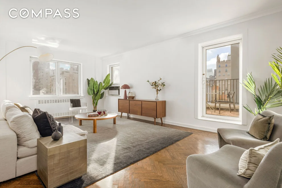 Unit for sale at 923 5th Avenue, Manhattan, NY 10021