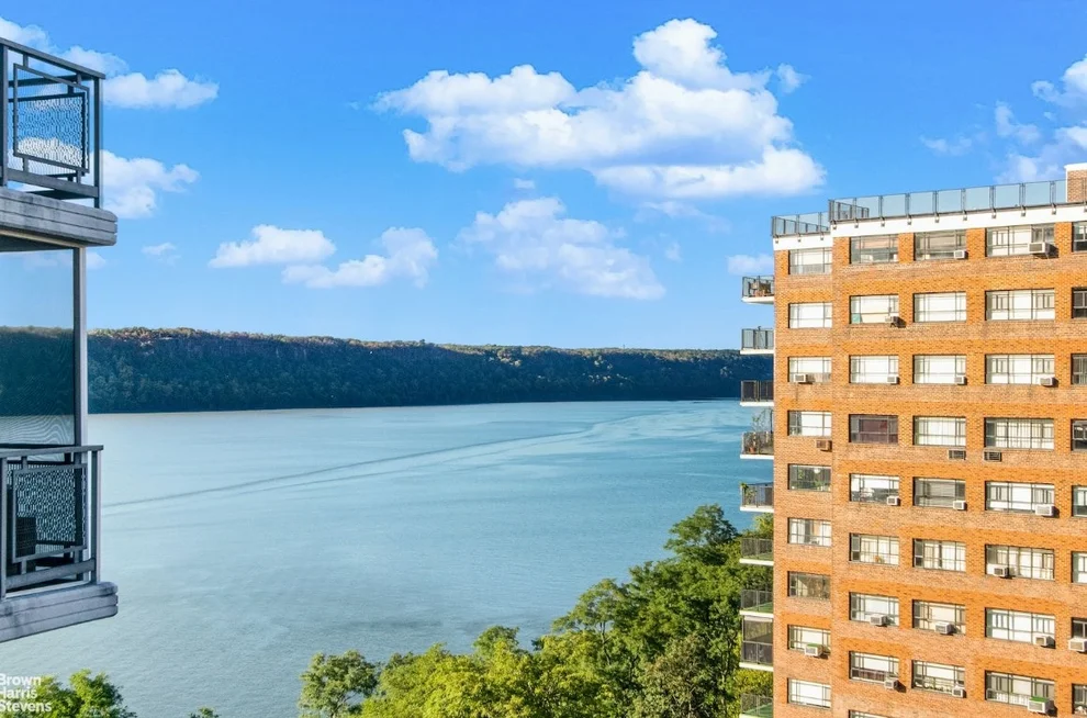 Unit for sale at 2621 PALISADE Avenue, Bronx, NY 10463