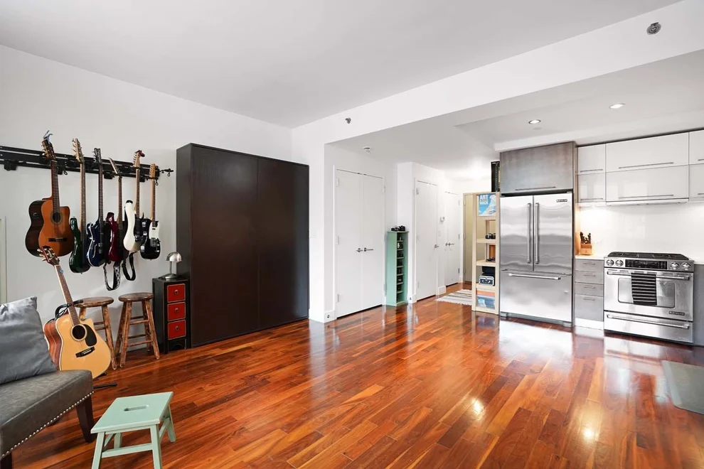Unit for sale at 214 N 11th Street, Brooklyn, NY 11211