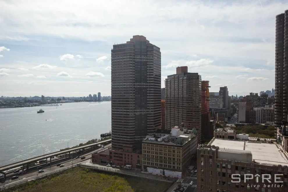 Unit for sale at 5 Tudor City Place, Manhattan, NY 10016