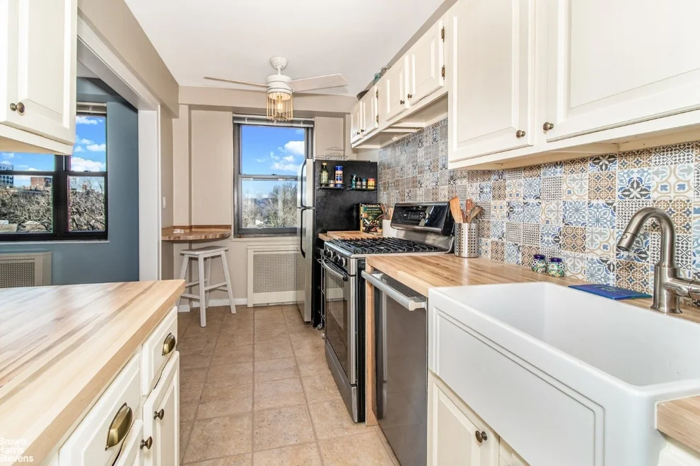 Unit for sale at 3103 FAIRFIELD Avenue, Bronx, NY 10463