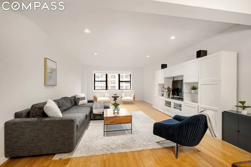 Unit for sale at 402 E 90th Street, Manhattan, NY 10128