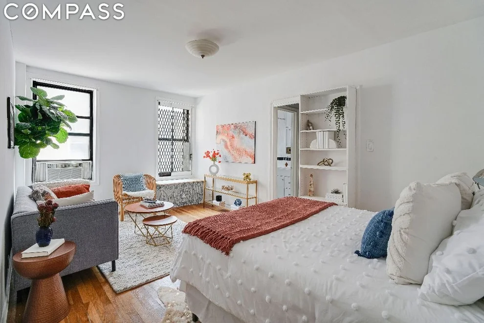 Unit for sale at 225 Bennett Avenue, Manhattan, NY 10040