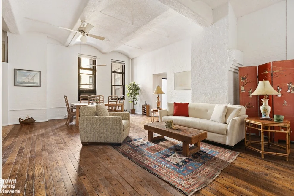 Unit for sale at 161 W 15TH Street, Manhattan, NY 10011