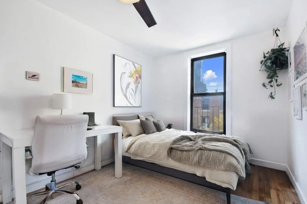 Unit for sale at 181 Thompson Street, Manhattan, NY 10012