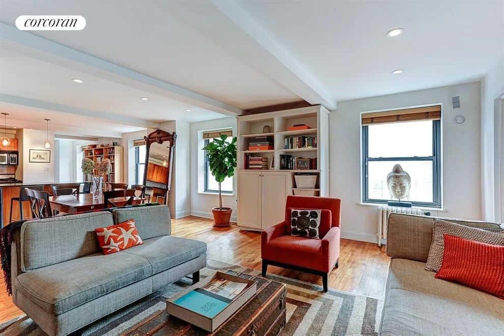 Unit for sale at 315 W 23RD Street, Manhattan, NY 10011