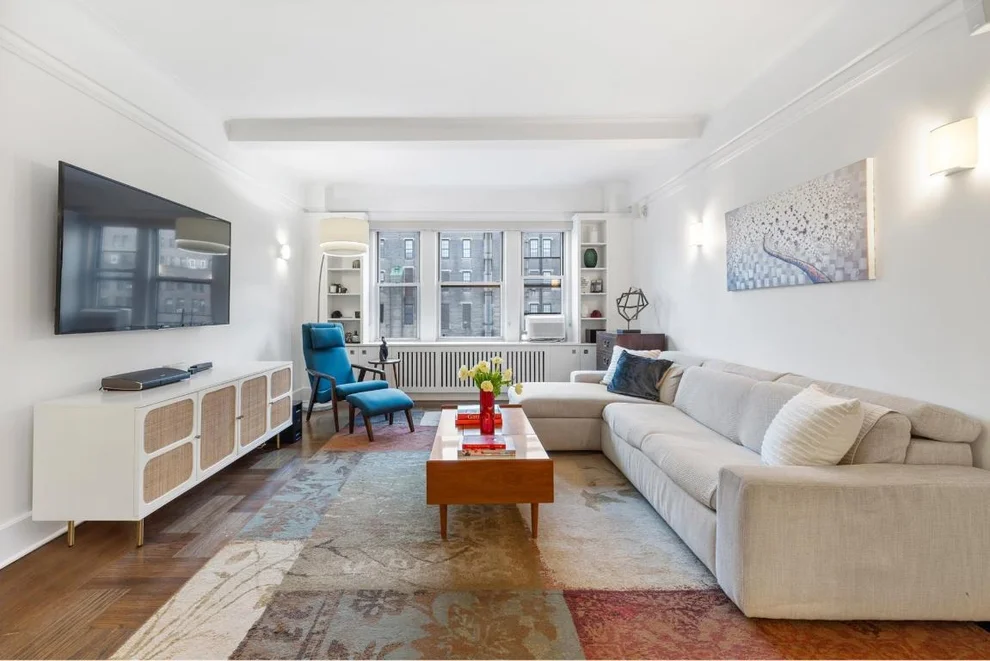 Unit for sale at 123 W 74TH Street, Manhattan, NY 10023