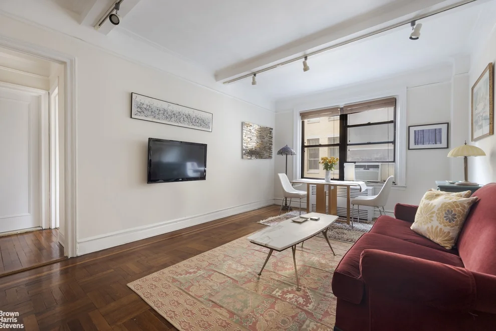 Unit for sale at 545 W END Avenue, Manhattan, NY 10024
