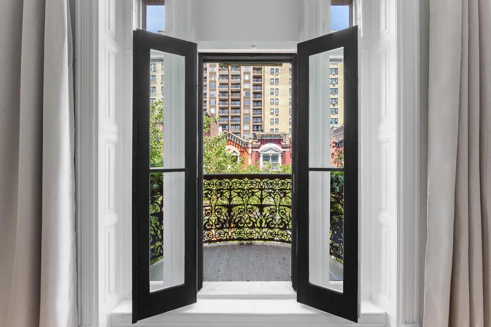 Unit for sale at 128 W 78th Street, Manhattan, NY 10024
