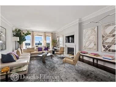 Unit for sale at 120 E End Avenue, Manhattan, NY 10028