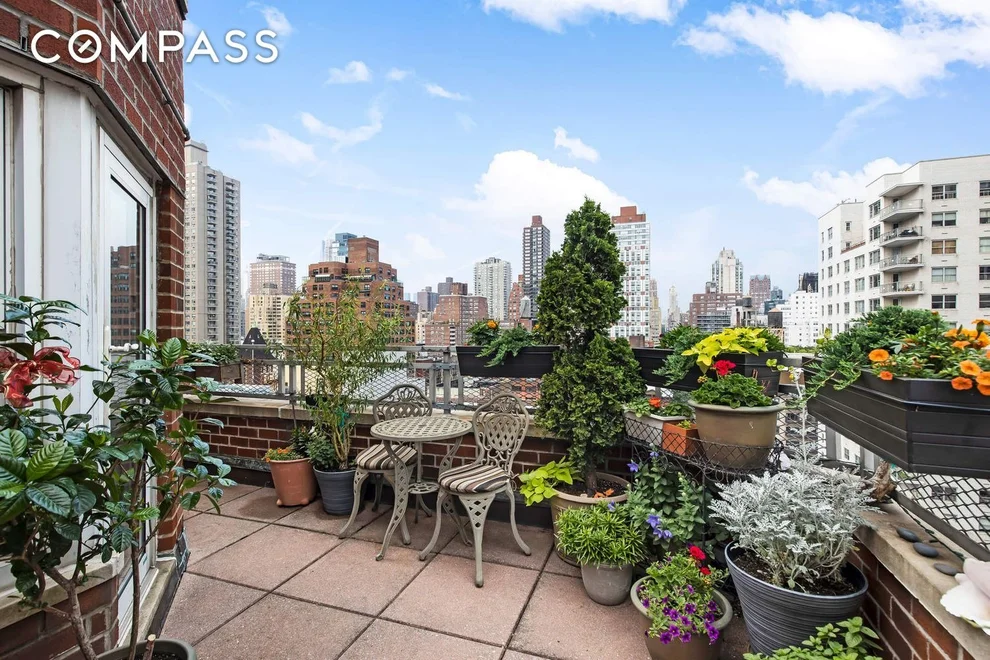 Unit for sale at 520 E 76th Street, Manhattan, NY 10021
