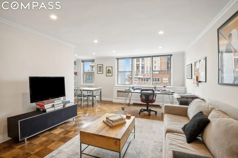 Unit for sale at 32 Gramercy Park S, Manhattan, NY 10003