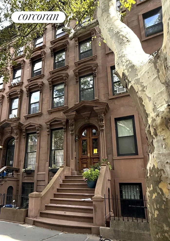 Unit for sale at 7 S Oxford Street, Brooklyn, NY 11217