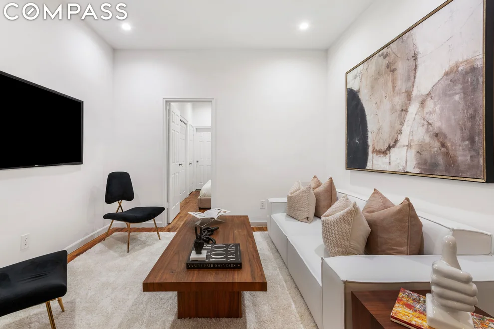 Unit for sale at 330 E 90th Street, Manhattan, NY 10128