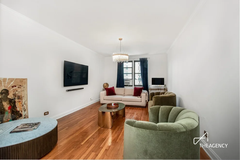 Unit for sale at 512 KAPPOCK Street, Bronx, NY 10463