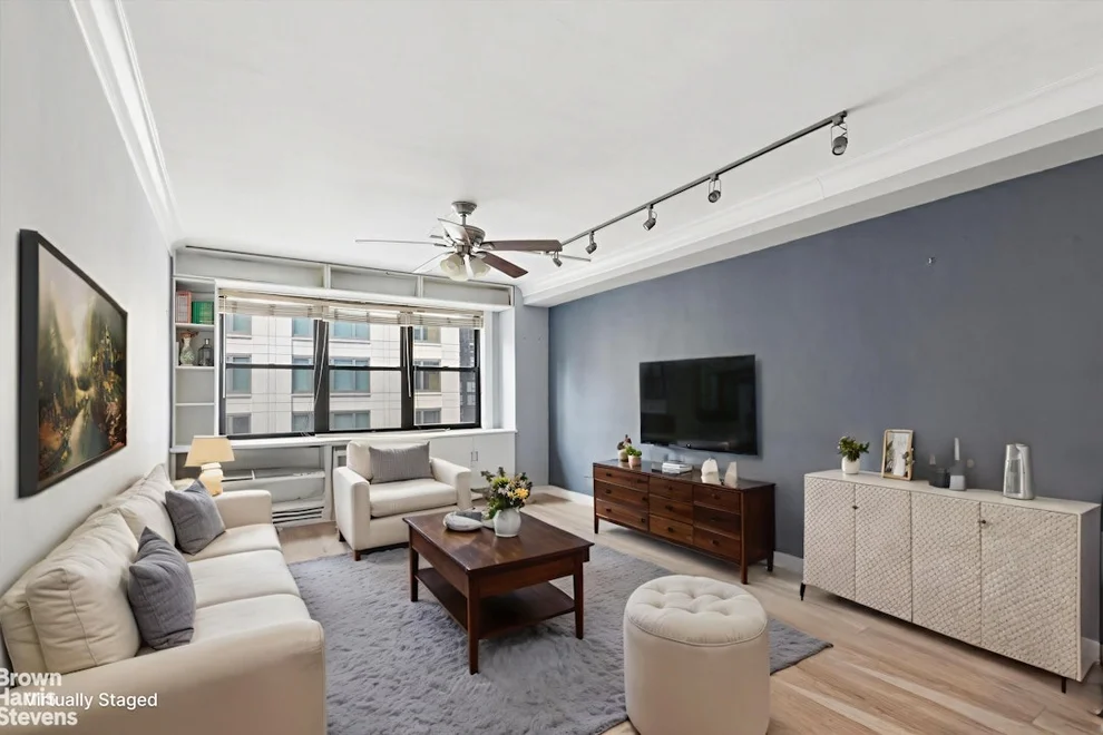 Unit for sale at 330 3RD Avenue, Manhattan, NY 10010
