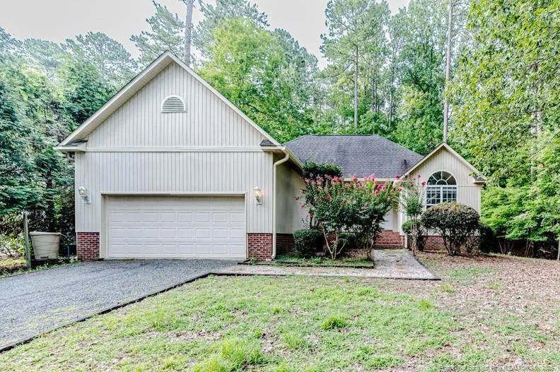 Unit for sale at 1401 Pennsylvania Avenue, Sanford, NC 27332