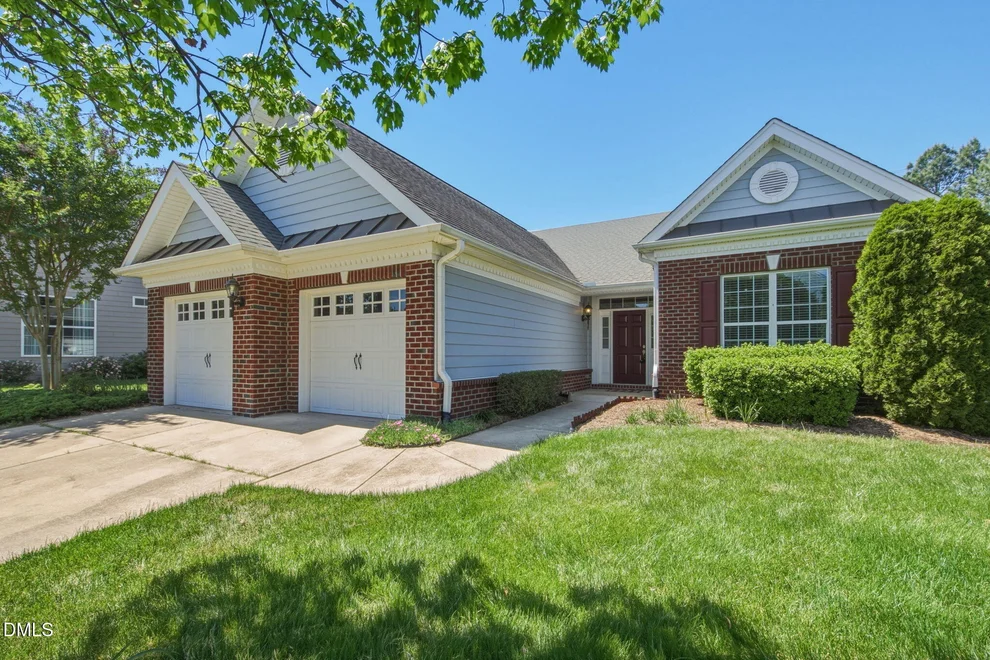 Unit for sale at 9805 Carlyle Hills Way, Raleigh, NC 27617