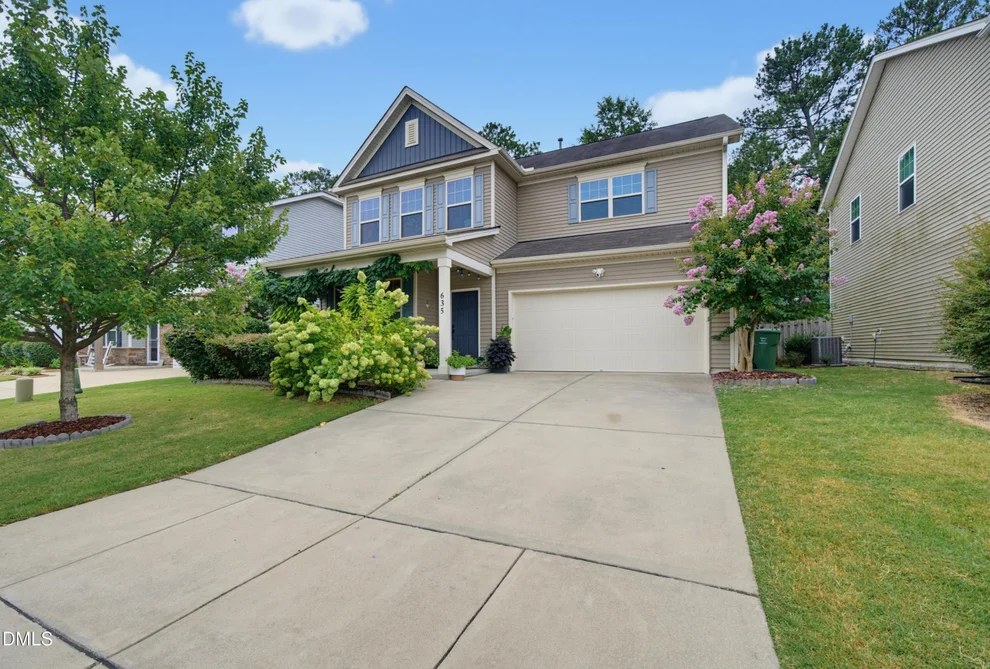Unit for sale at 635 Lavenham Lane, Fuquay Varina, NC 27526