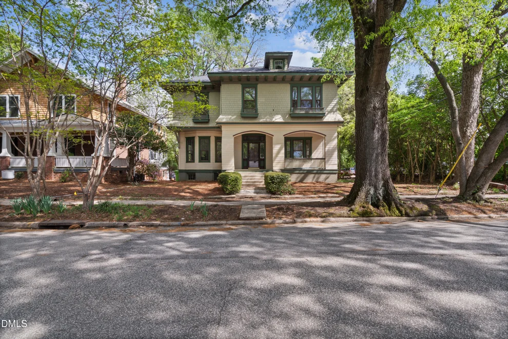 Unit for sale at 116 Hawthorne Road, Raleigh, NC 27605
