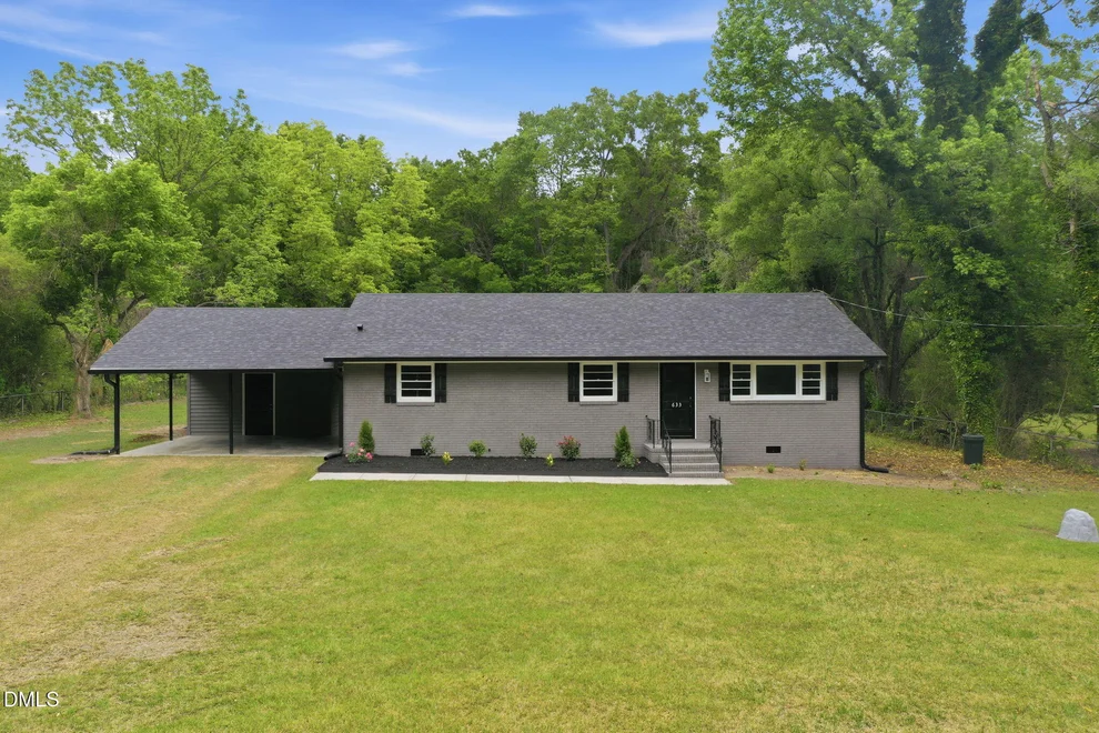 Unit for sale at 633 Atwater Road, Burlington, NC 27217