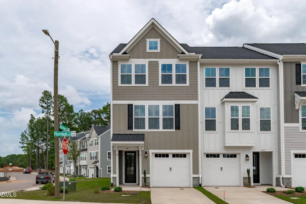 Unit for sale at 501 Plumleaf Lane, Durham, NC 27703