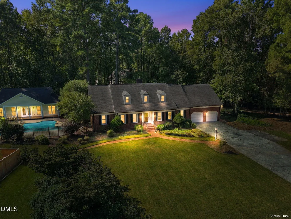 Unit for sale at 115 Meadowglades Lane, Cary, NC 27518