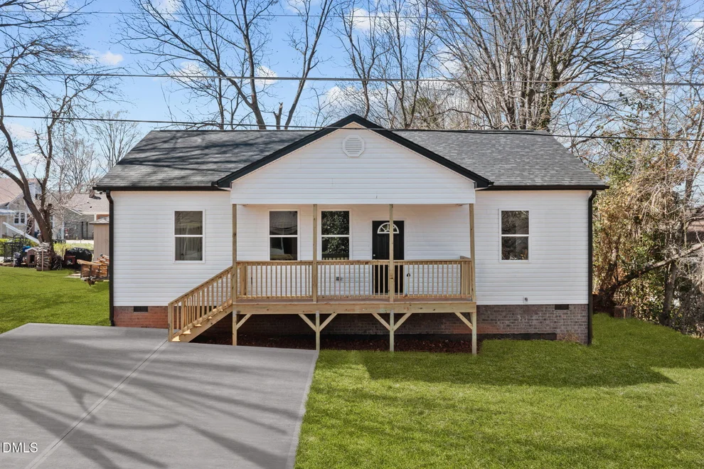 Unit for sale at 704 North Street, Graham, NC 27253