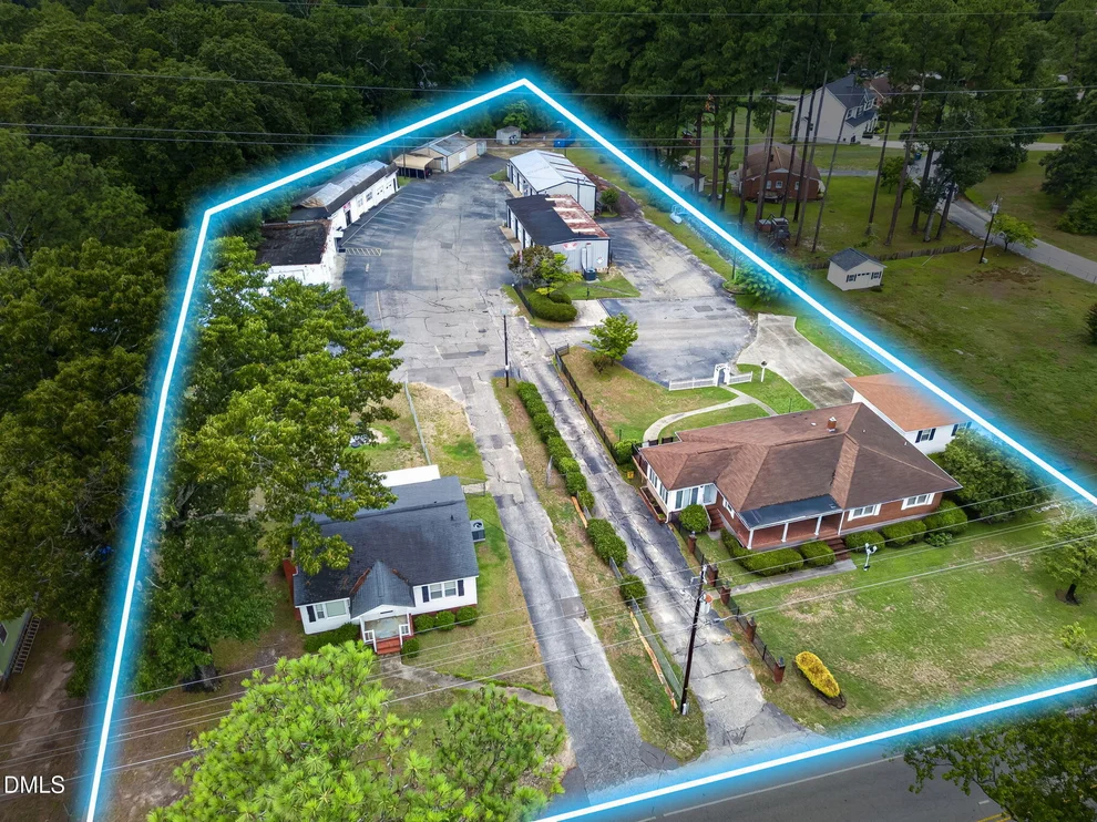 Unit for sale at 421 Mcarthur Road, Fayetteville, NC 28311