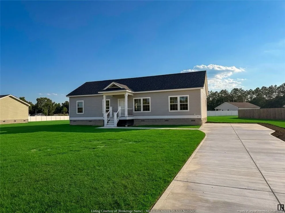 Unit for sale at 235 Glencove Drive, Lumberton, NC 28358