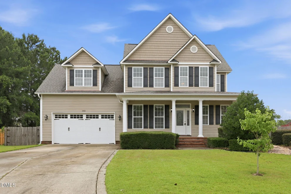 Unit for sale at 102 Thornberry Place, Jacksonville, NC 28540