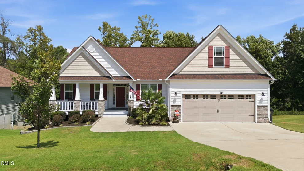 Unit for sale at 132 Pleasant View Lane, Benson, NC 27504