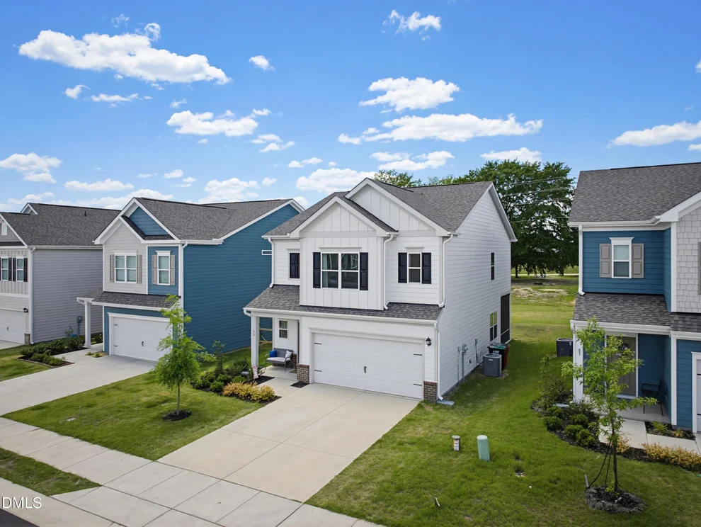 Unit for sale at 75 Commons Circle, Clayton, NC 27520