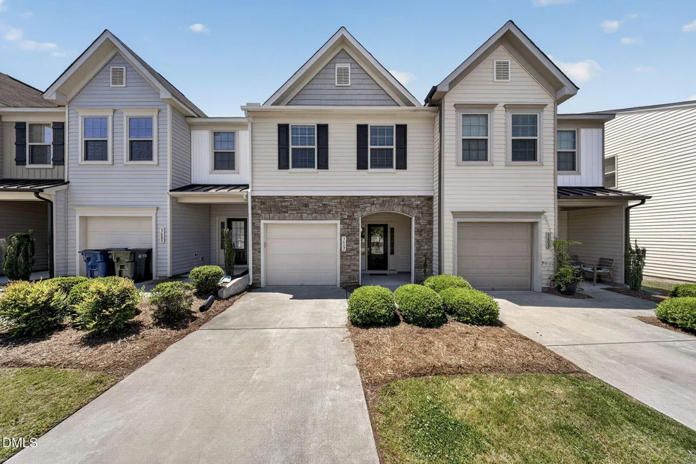 Unit for sale at 3607 Landshire View Lane, Raleigh, NC 27616