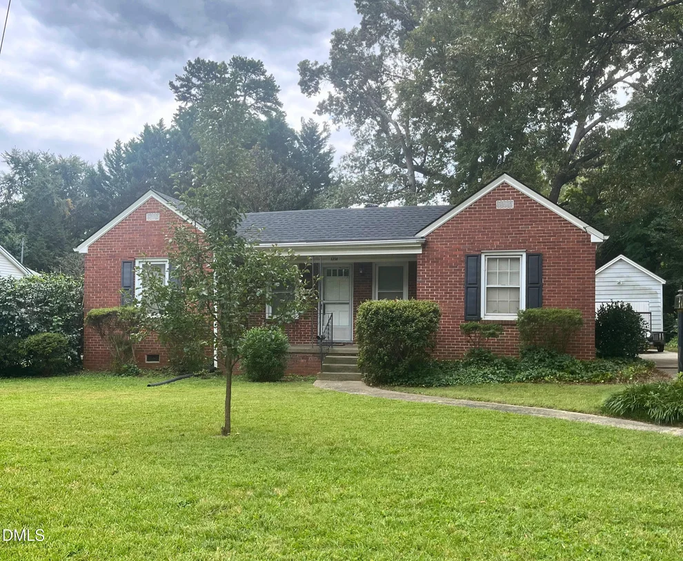 Unit for sale at 1316 Hawthorne Lane, Burlington, NC 27215