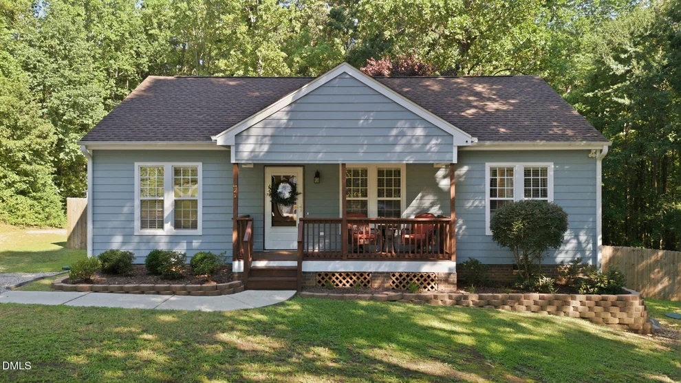Unit for sale at 621 Whitetail Lane, Clayton, NC 27527