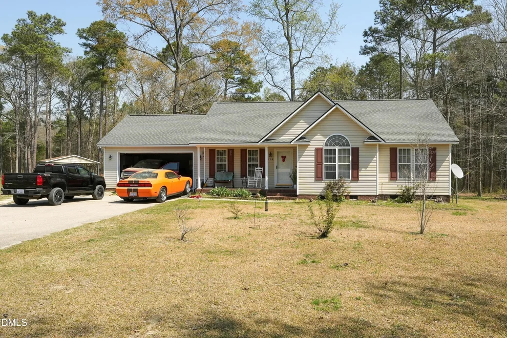 Unit for sale at 109 Nicole Drive, Benson, NC 27504