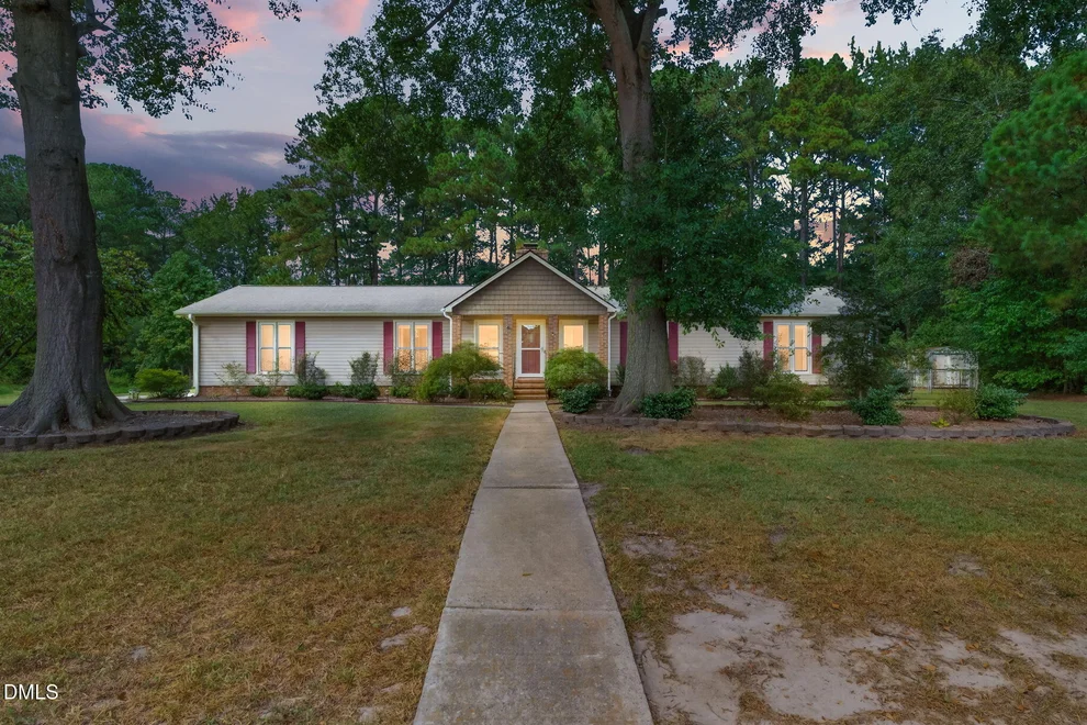 Unit for sale at 607 Shelley Drive, Goldsboro, NC 27534