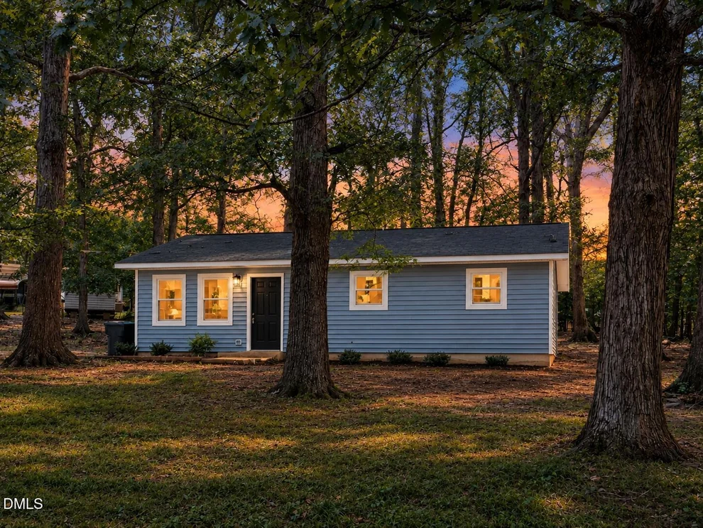 Unit for sale at 614 Locust Road, Hillsborough, NC 27278