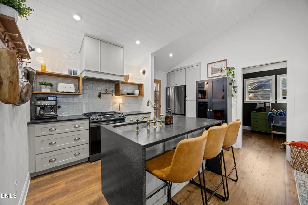 Unit for sale at 1020 E Jones Street, Raleigh, NC 27601