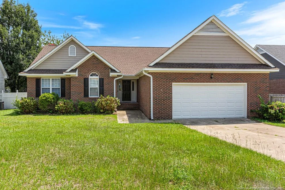 Unit for sale at 621 Connaly Drive, Hope Mills, NC 28348