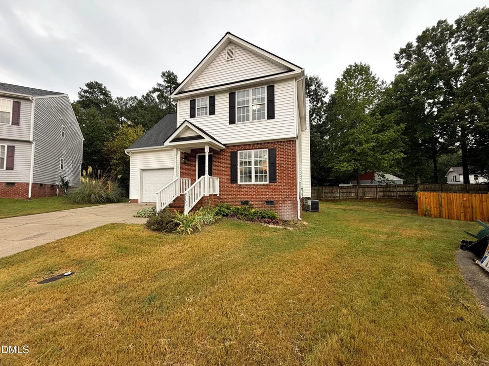 Unit for sale at 5400 Tanglewood Pine Lane, Raleigh, NC 27610