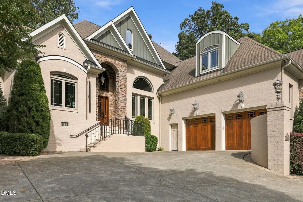 Unit for sale at 3342 Lake Boone Trail, Raleigh, NC 27607