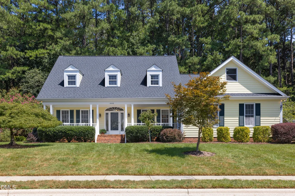 Unit for sale at 1000 E Oak Drive, Durham, NC 27705