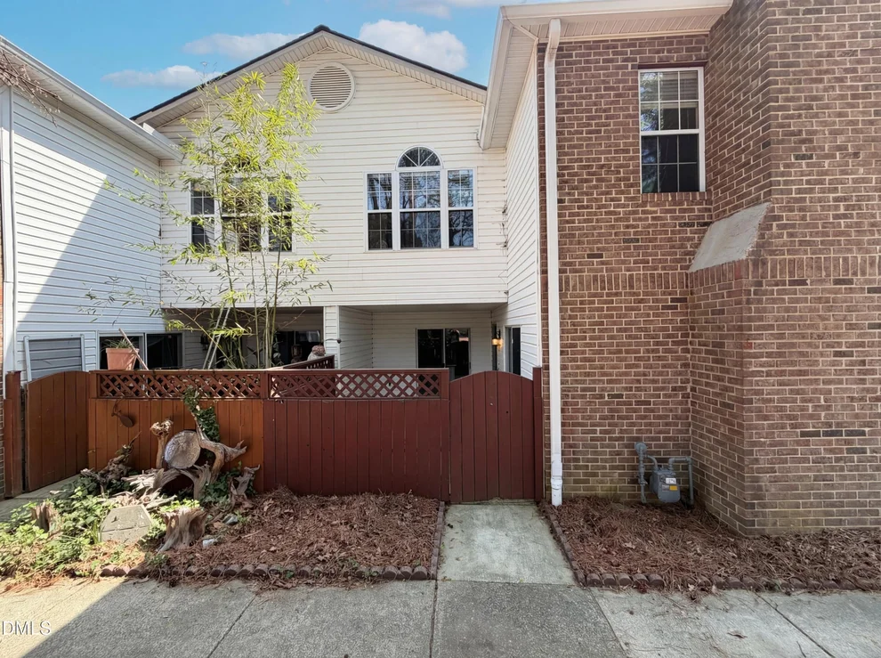 Unit for sale at 320 Summerwalk Circle, Chapel Hill, NC 27517