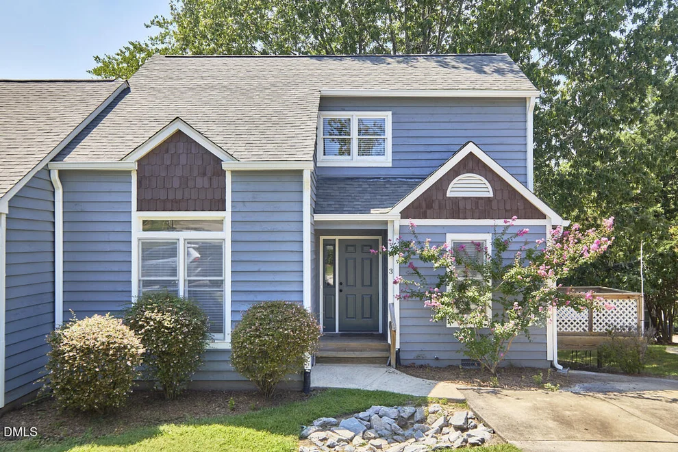 Unit for sale at 3 Hickory Wood Square, Durham, NC 27713