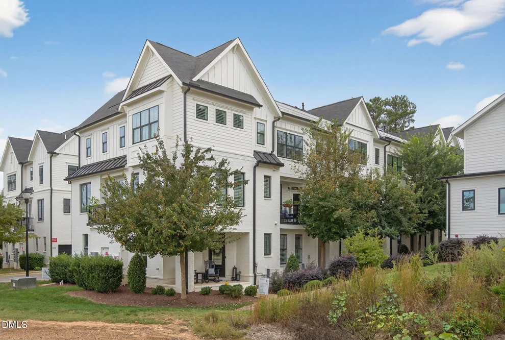 Unit for sale at 1610 Draper View Loop, Raleigh, NC 27608