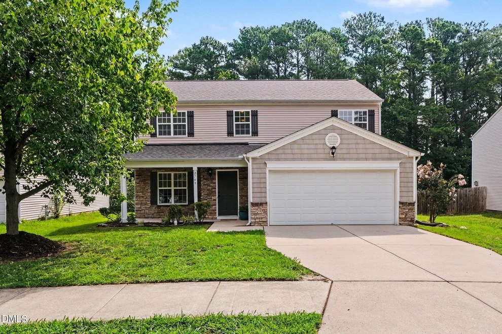 Unit for sale at 2709 Thoreau Drive, Durham, NC 27703